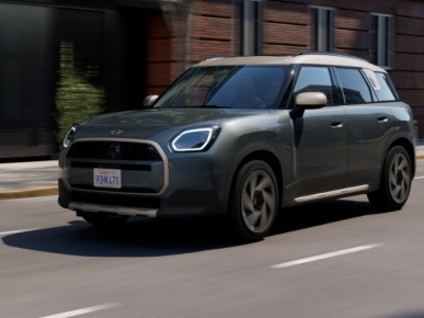 MINI 3-DVEROVÉ.